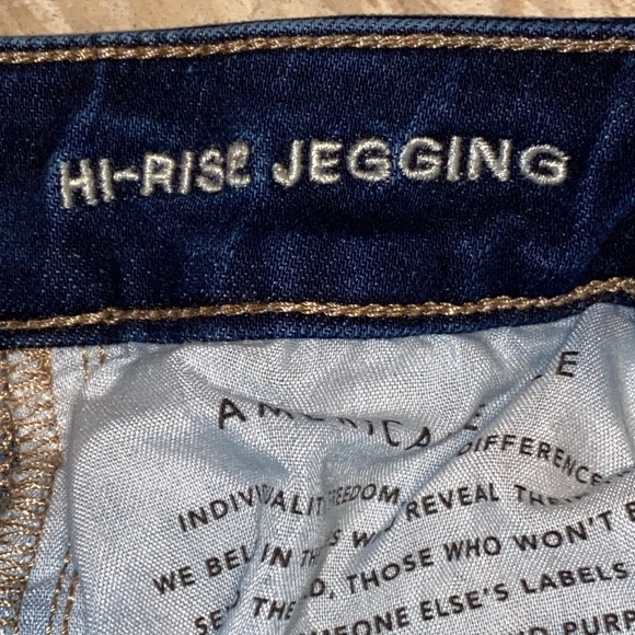 American Eagle Outfitters Super Stretch High-Waisted Jegging in Brilliant Blue 2 - Picture 8 of 13